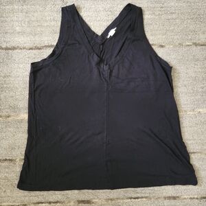 🔥Black V-Neck Women's Tank Top